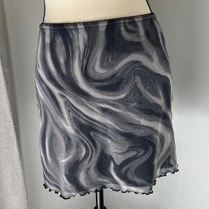 Urban Outfitters Grey Marbled Pattern Mini  Size M